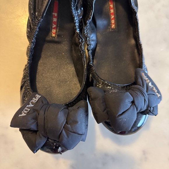 Prada shoes - Picture 2 of 4